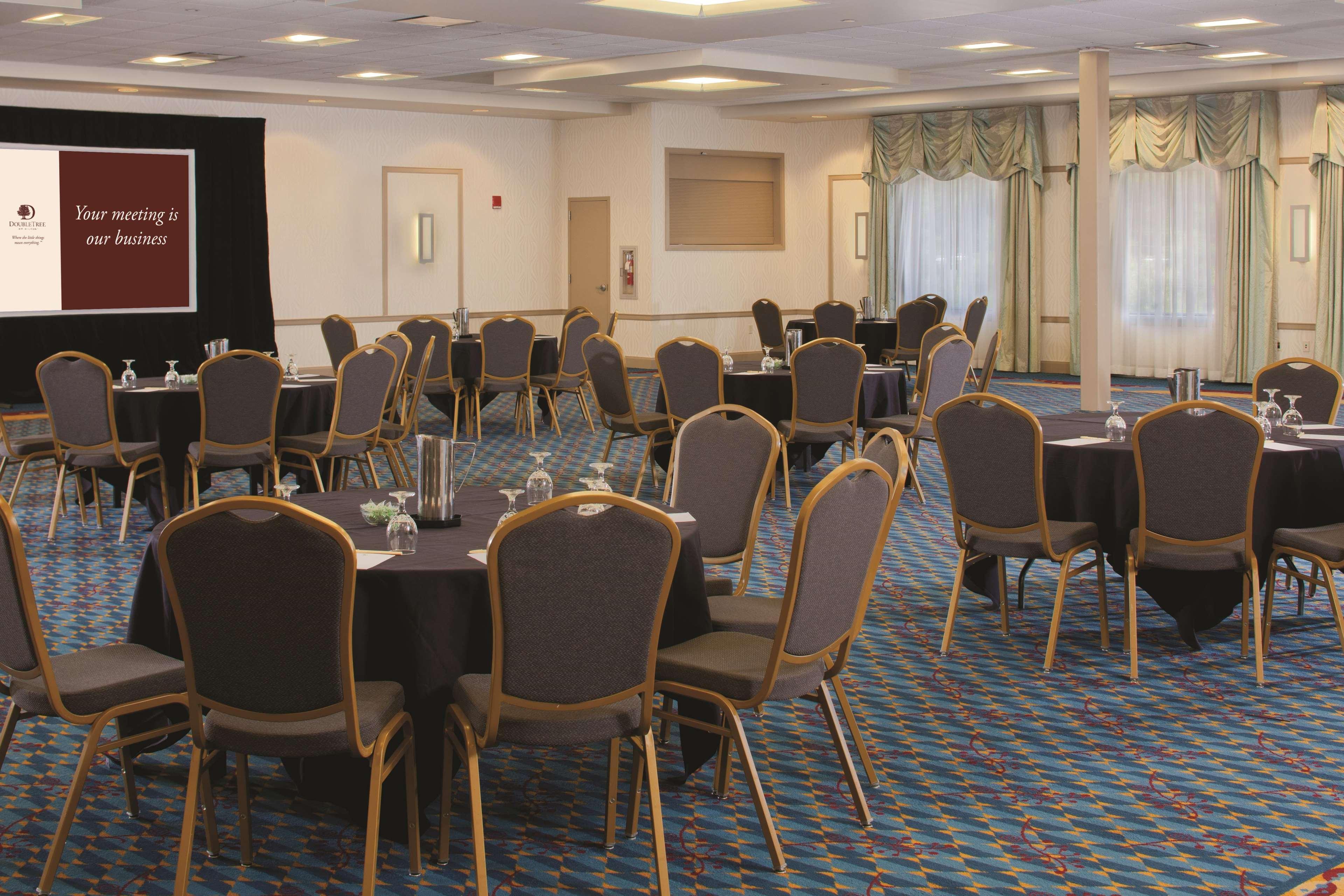 Doubletree By Hilton Pittsburgh Monroeville Convention Center מראה חיצוני תמונה