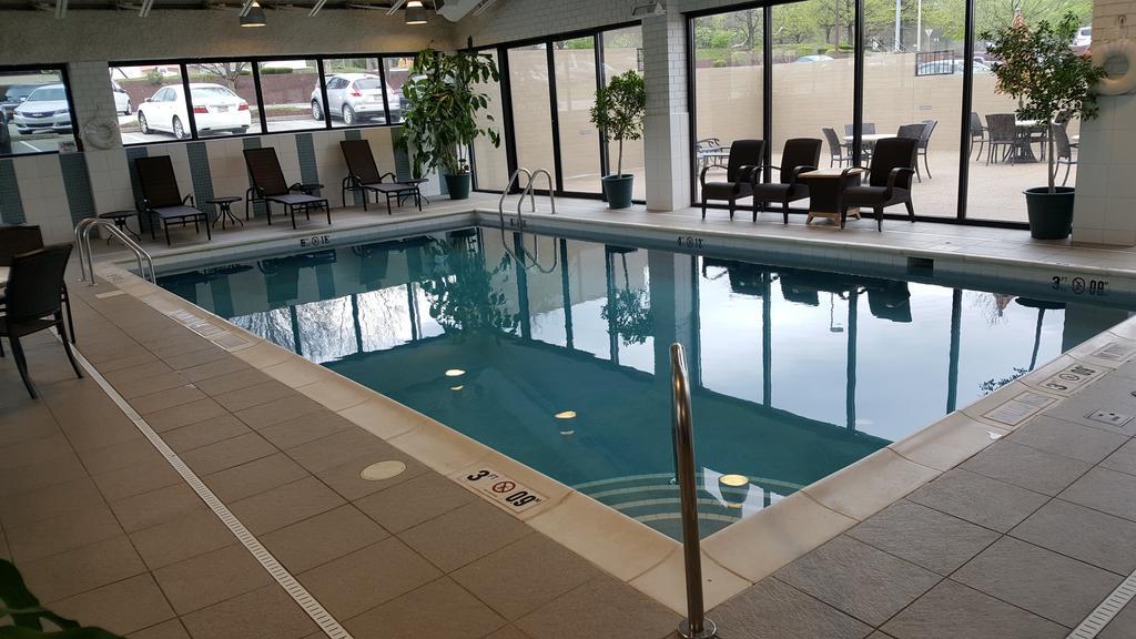 Doubletree By Hilton Pittsburgh Monroeville Convention Center מראה חיצוני תמונה