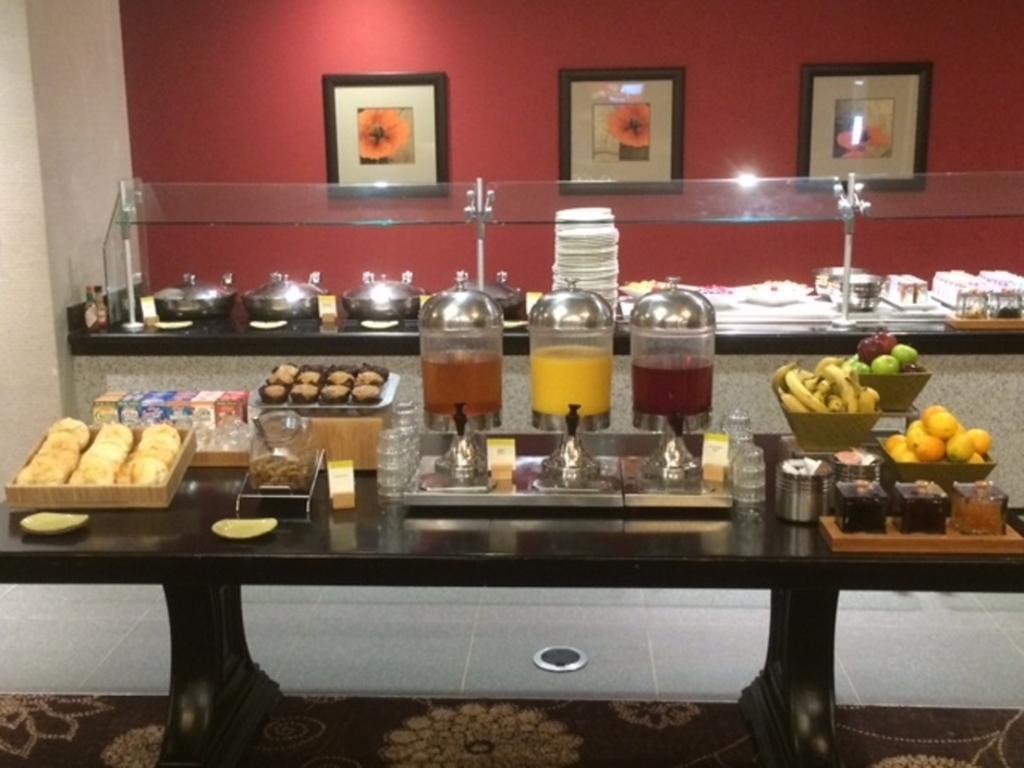 Doubletree By Hilton Pittsburgh Monroeville Convention Center מראה חיצוני תמונה