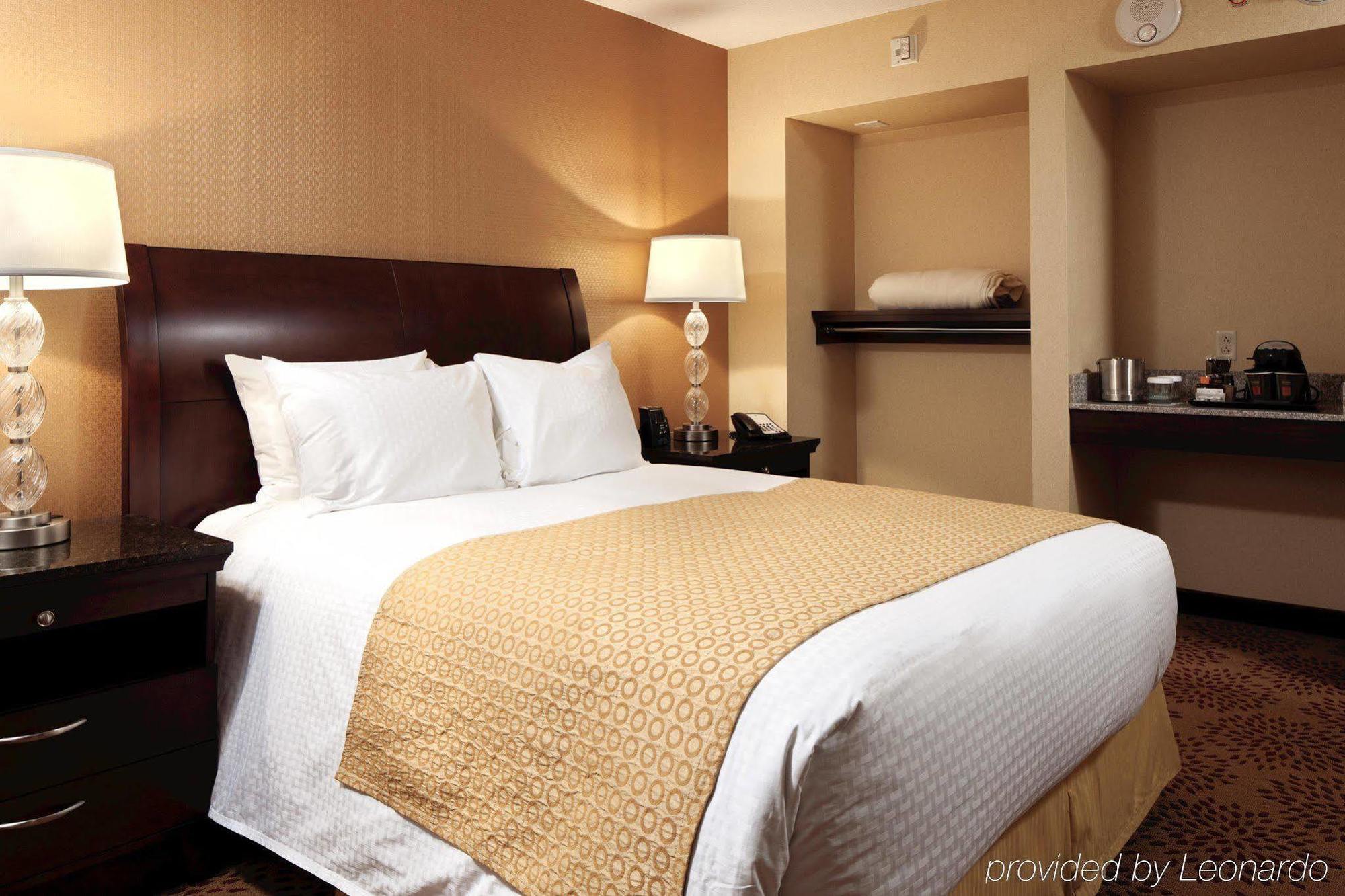 Doubletree By Hilton Pittsburgh Monroeville Convention Center חדר תמונה