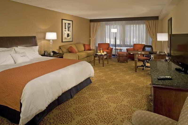 Doubletree By Hilton Pittsburgh Monroeville Convention Center מראה חיצוני תמונה